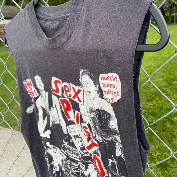 Vintage 80s Sex Pistols T-Shirt Mens Medium Sleeveless Distressed Music Band Tee - Picture 4 of 11